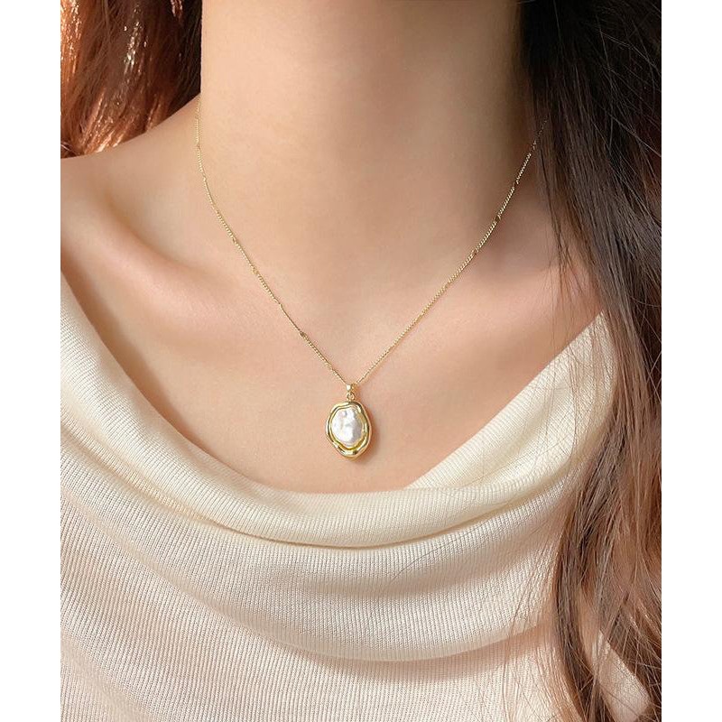 Elegant Gold 14K Gold Alloy Pearlendant Necklace