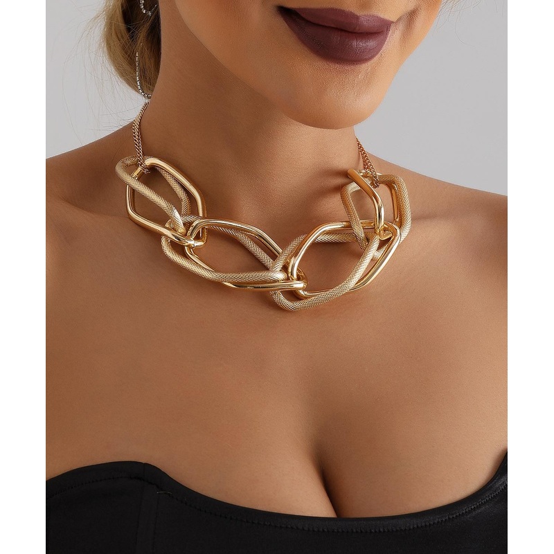 Oversize Gold Metal Alloy Geometry Chai Collar Necklace