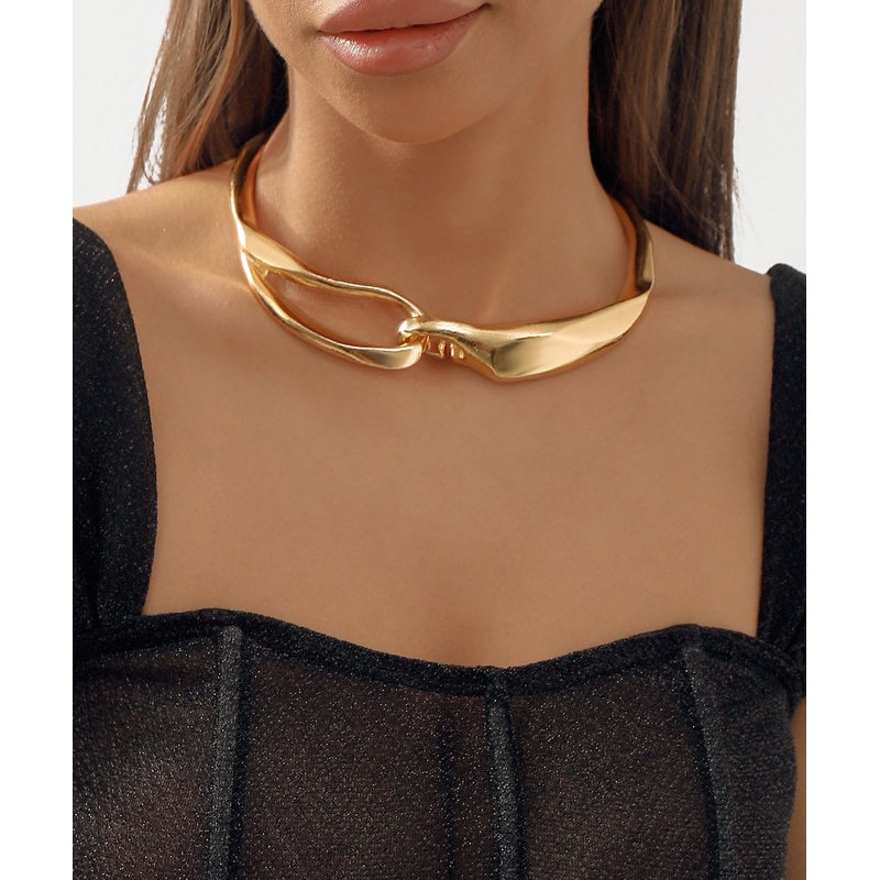 European And American Exaggeration Gold Metal Stereoscopic Choker
