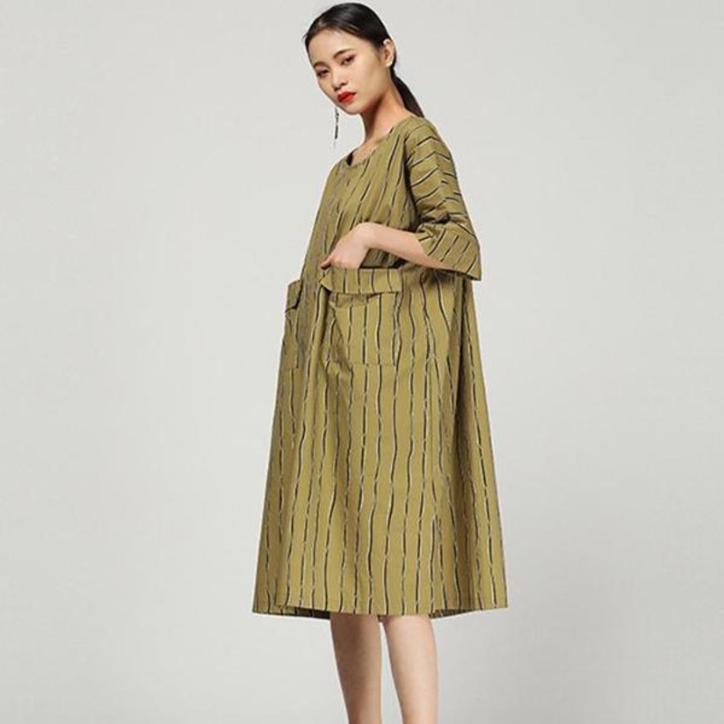 Retro Round Neck Stripe Loose Pocket Dress