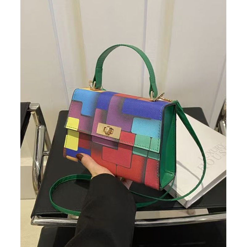 Chic Green Durable Faux Leather Messenger Bag