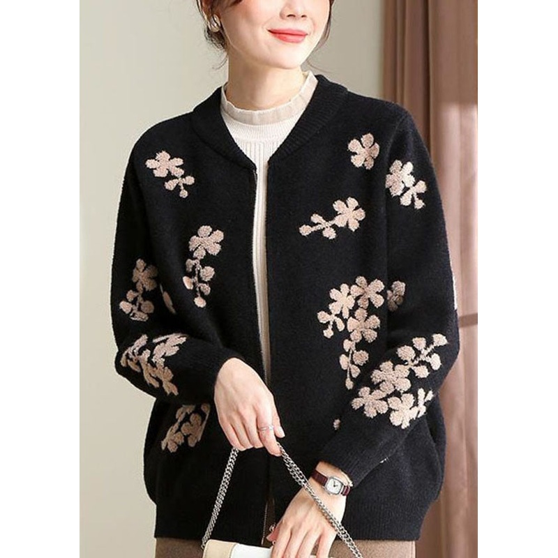 Stylish Black O-Neck Embroideried Teddy Knitted Coat Long Sleeve