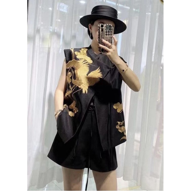 Chic Black Asymmetrical Design Embroideried Lace Up Silk Vests Spring