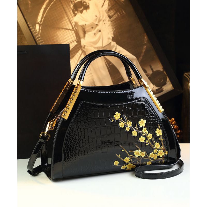 Handmade Chimonanthus Yellow  Embroideried Calf Leather Tote Handbag
