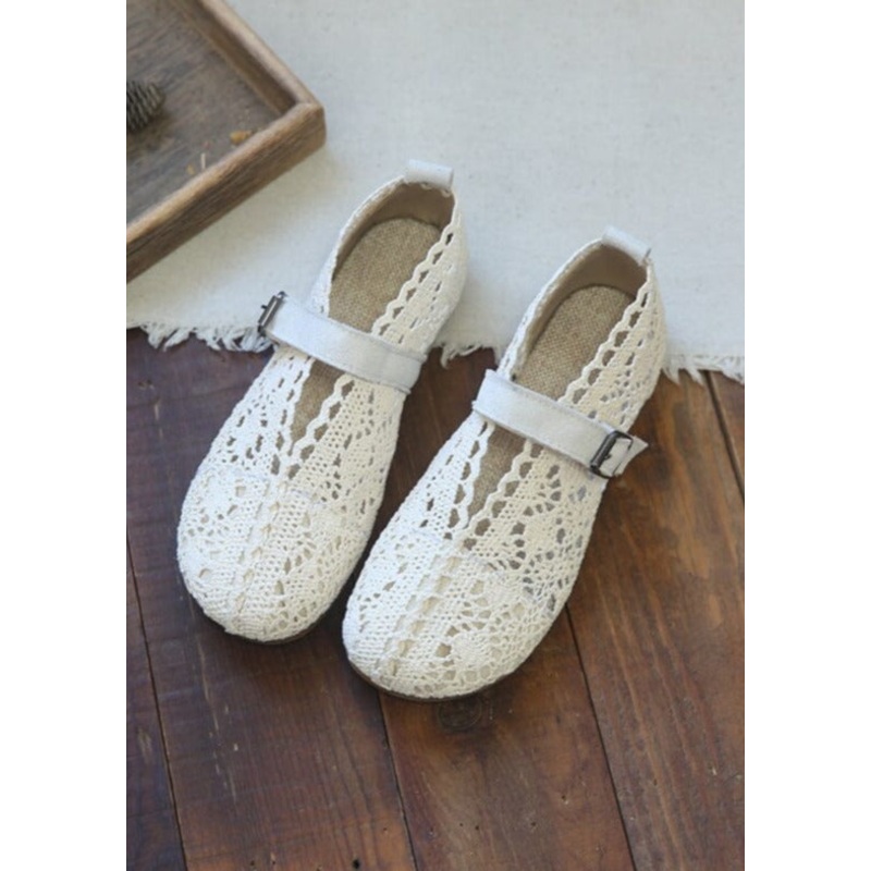 Women Hollow Retro Casual Flat Sandals