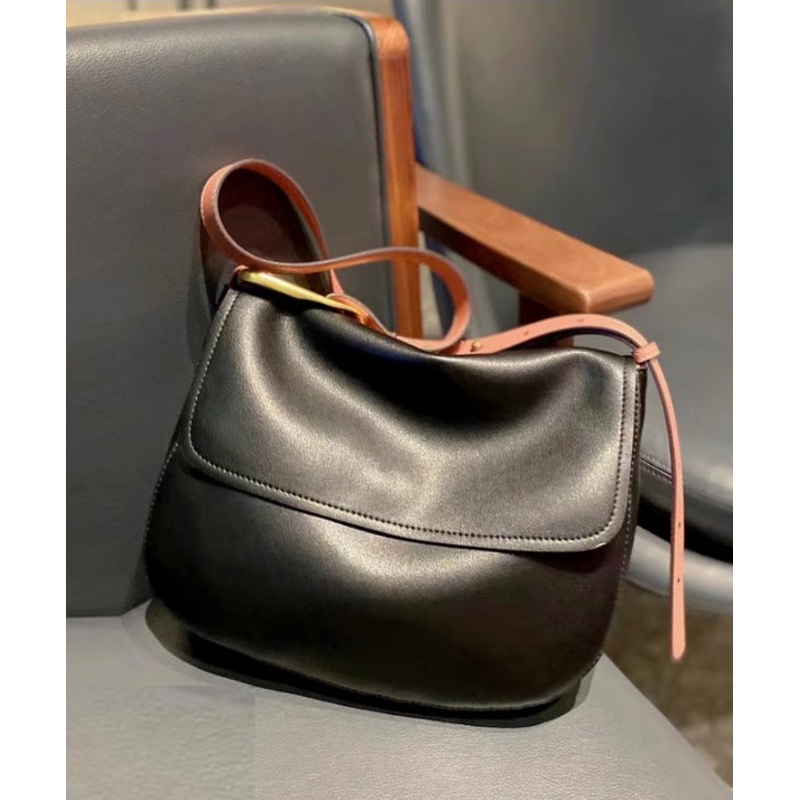 Casual Black Versatile Faux Leather Messenger Bag