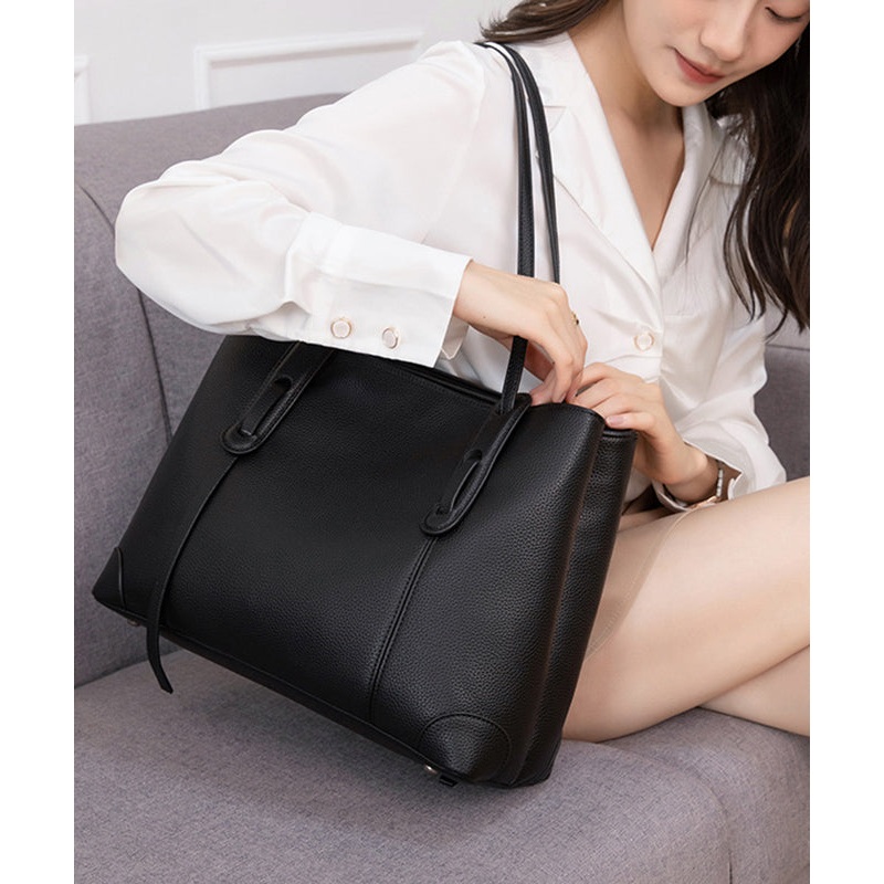 Elegant Black Zippered Faux Leather Tote Handbag