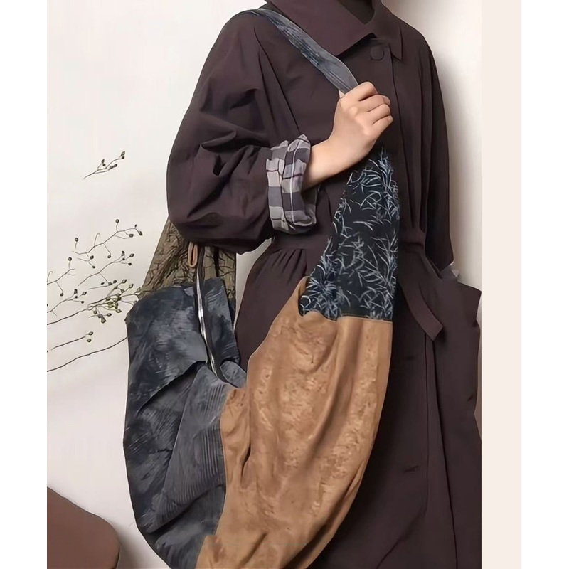 Retro Large Capacity Colorblock Spliced Shoulder Bag
