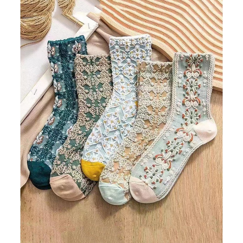 Beautiful Jacquard Comfortable Cotton Mid Calf Socks