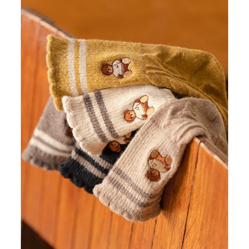 Beautiful Khaki Embroidery Jacquard Cotton Mid Calf Socks