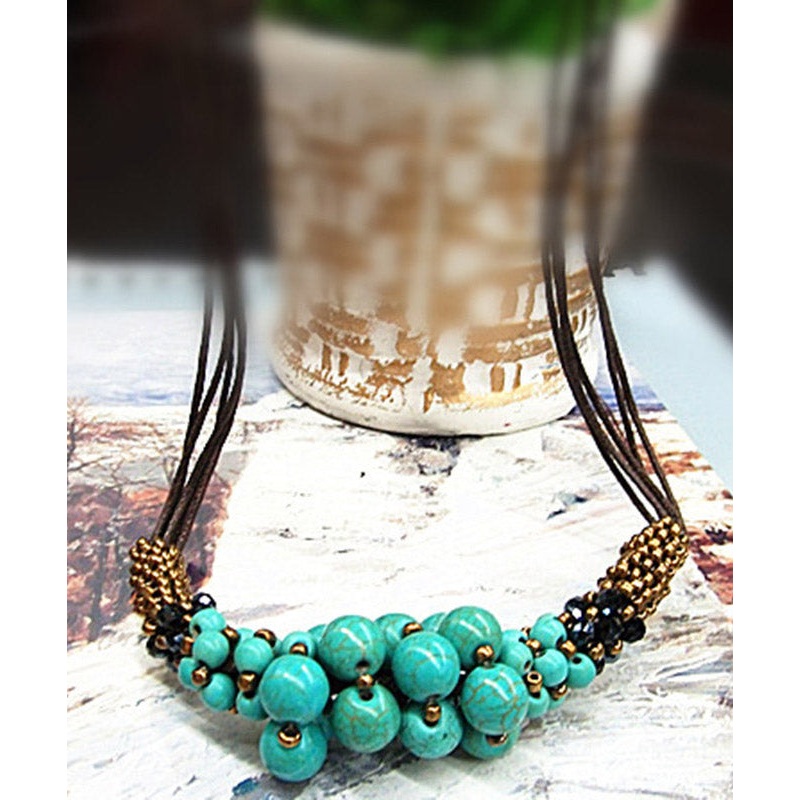 Retro Green Faux Leather Turquoise Gratuated Bead Necklace