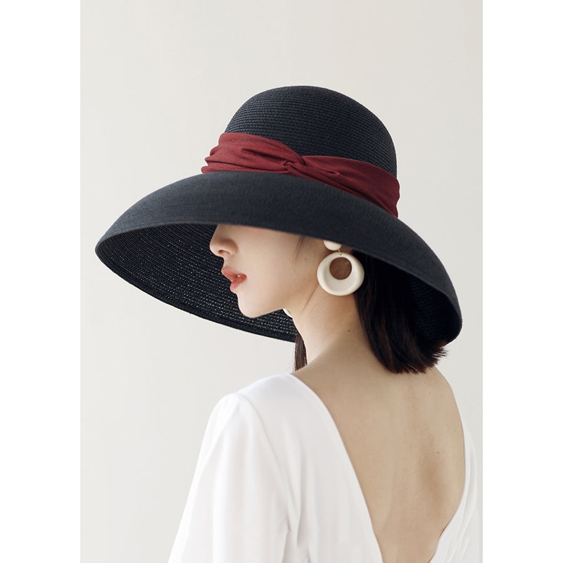 Elegant Black Straw Woven Beach Holiday Floppy Sun Hat