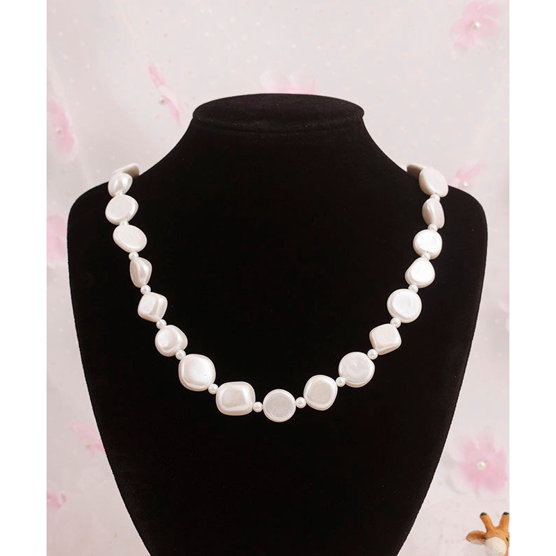 Chic White Asymmetricar Pearl Gratuated Bead Necklace