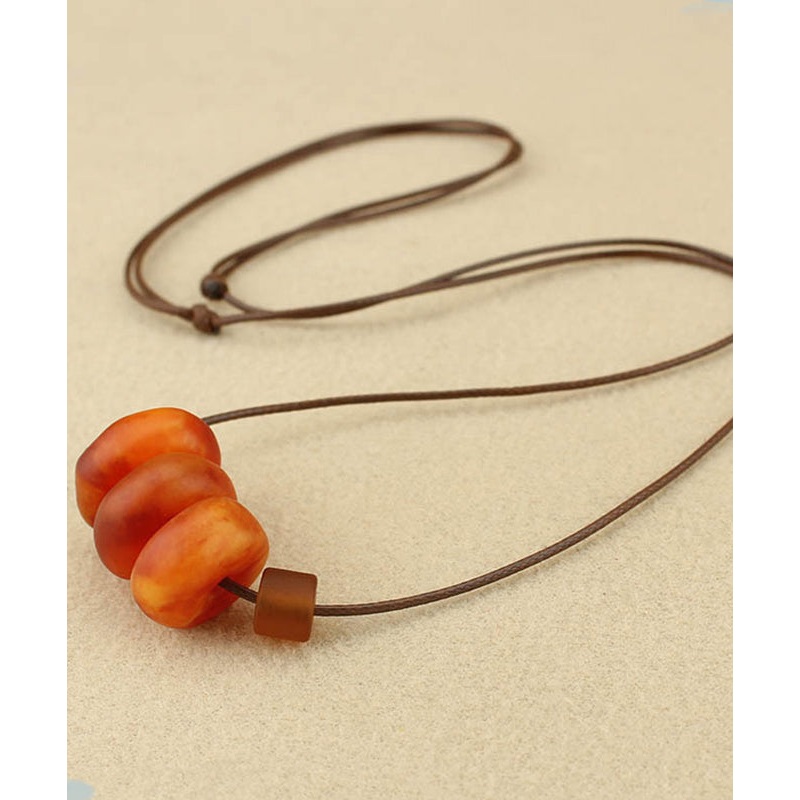 Women Red Resin Beeswax Pendant Necklace