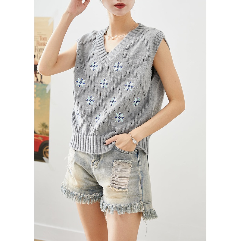 Bohemian Grey V Neck Embroideried Knit Vest Fall