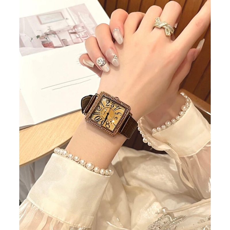 Vintage Coffee Leather Zircon Quartz Movement Tempered Glass Watch