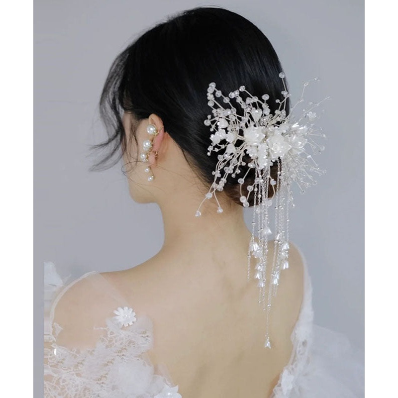 Beautiful White Plastics Patchwork Silk Inlaid Floral Tassel Hairpin