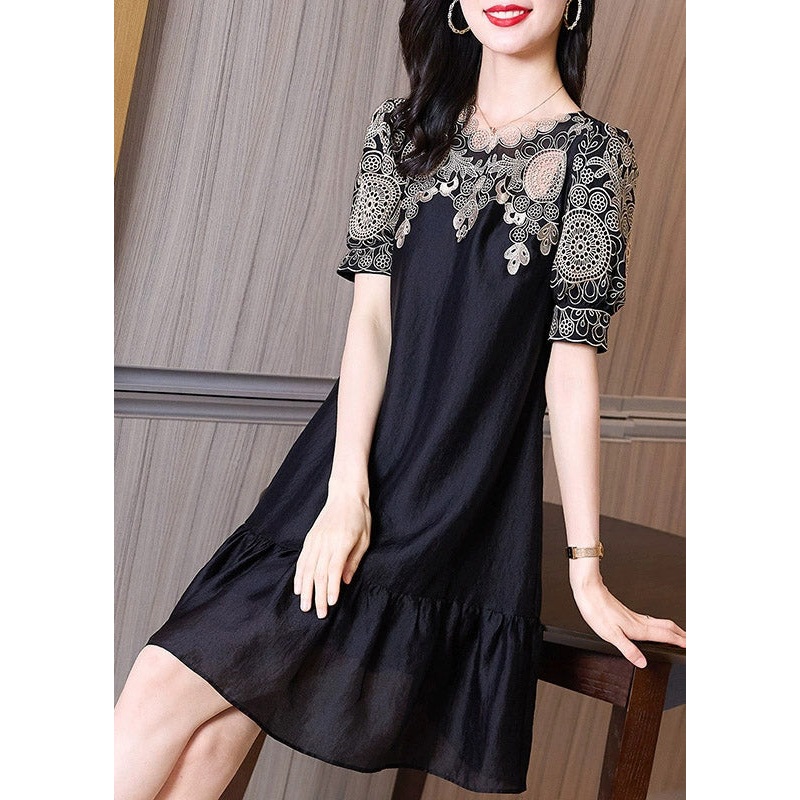 Chic Black Embroideried O-Neck Hollow Out Long Dresses Short Sleeve