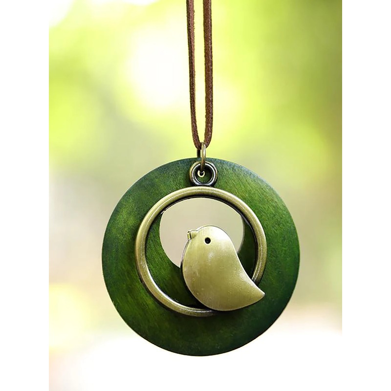 Cute Metal Bird-Shaped Circular Wooden Pendant Necklace