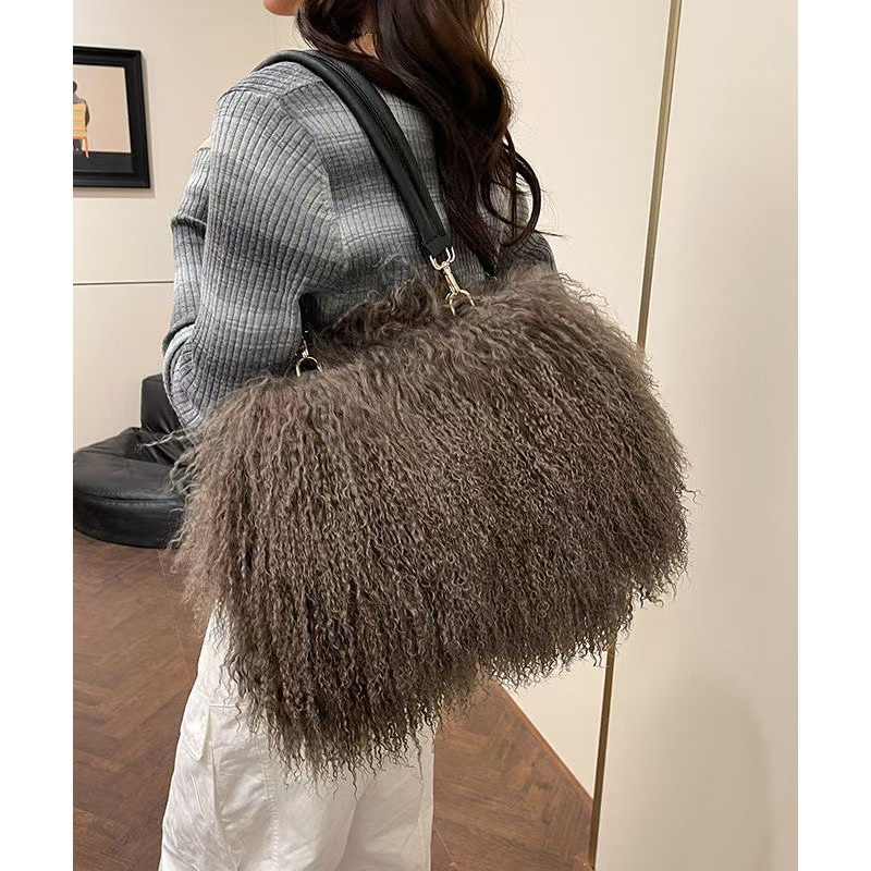 Fashion Versatile Coffee Sheepskin Fur Large Capacity Shoulder Bag