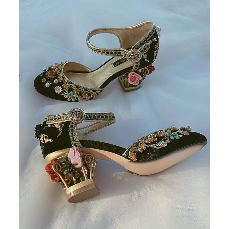 Vintage Palace Feng Zircon Flower Black Buckle Strap High Heels