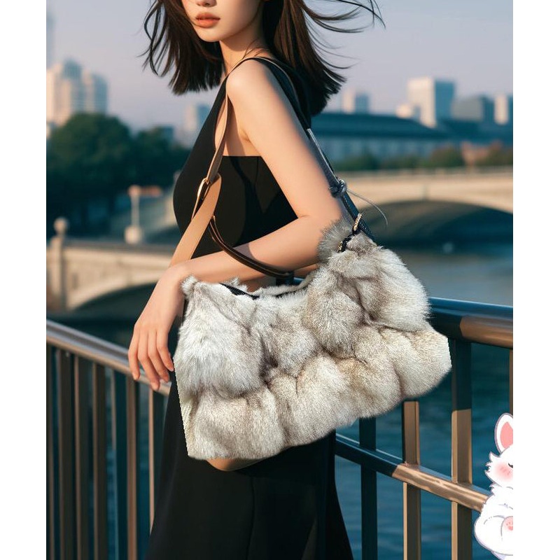 2025 New Grey Fox Fur Durable Crescent Shoulder Bag